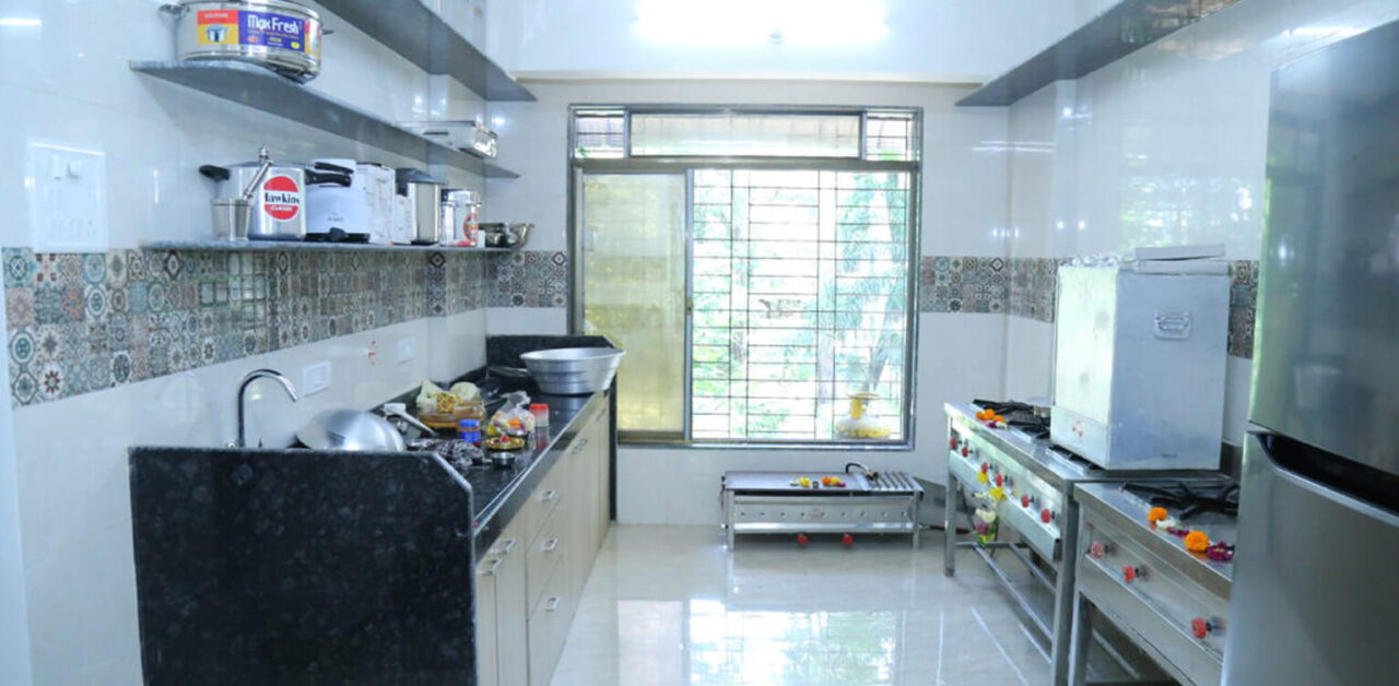 Kitchen Area.jpg 1